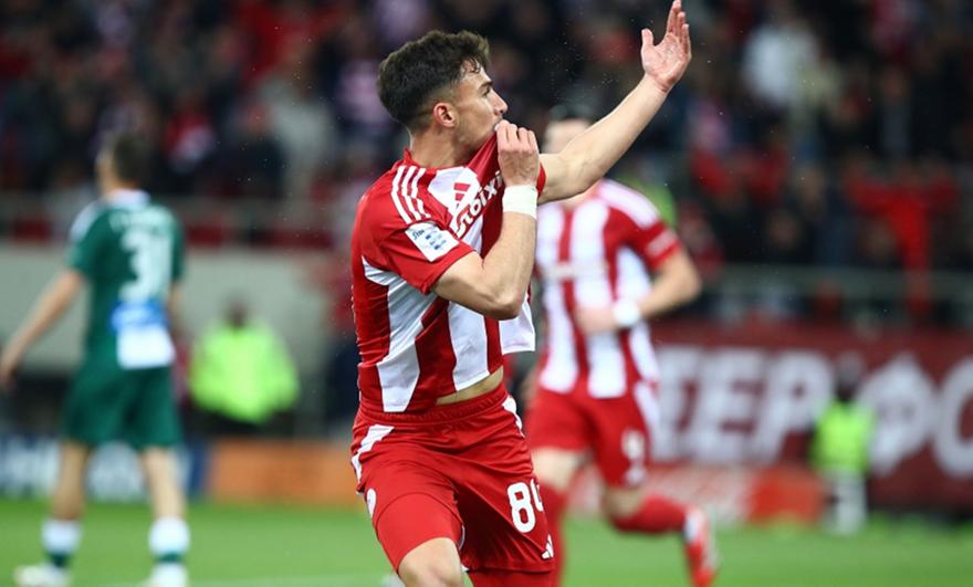 Ολυμπιακός: Τα σκυλιά του πολέμου ορμούσαν όταν η μπάλα έκαιγε…