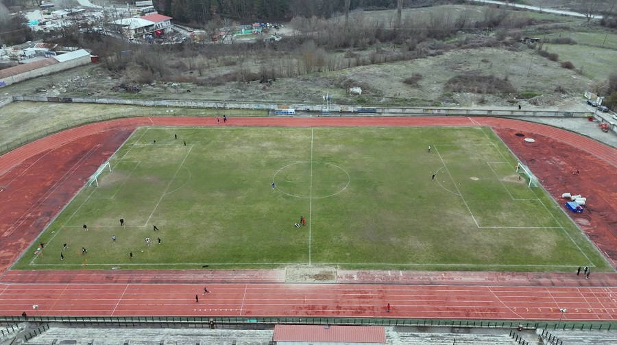 «Όπου υπάρχει Ελλάδα»| Γρεβενά: Λουκέτο στο κολυμβητήριο - Αθλητές στα αζήτητα