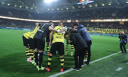 Τα είπαν για πάνω από μιάμιση ώρα Αλμέιδα και παίκτες της ΑΕΚ