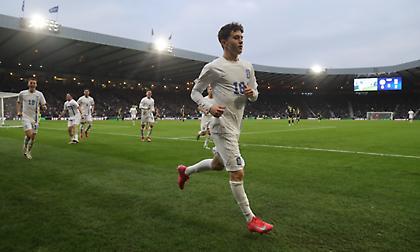 Όλη η Ευρώπη στα πόδια του Καρέτσα: Πέντε ακόμη ομάδες στο κυνήγι του!