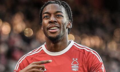 «Σας άφησε γιατί είστε σκ@@@»: Οι οπαδοί της Φόρεστ τρόλαραν τη Γιουνάιτεντ για Ελάνγκα