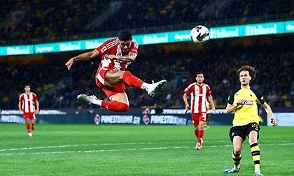 Λάθος στην άμυνα της ΑΕΚ και μεγάλη χαμένη ευκαιρία για τον Ολυμπιακό με τον Πάλμα