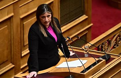 «Αρένα» η Βουλή: Κόντρες και βαριές κατηγορίες με επίκεντρο τη Χρυσή Αυγή και τη μειονότητα στη Θράκη