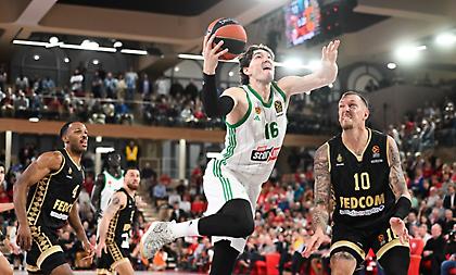 Εκρηκτικό ξεκίνημα Παναθηναϊκού στο Μονακό με 13/15 εντός πεδιάς και 32 πόντους  στην πρώτη περίοδο!