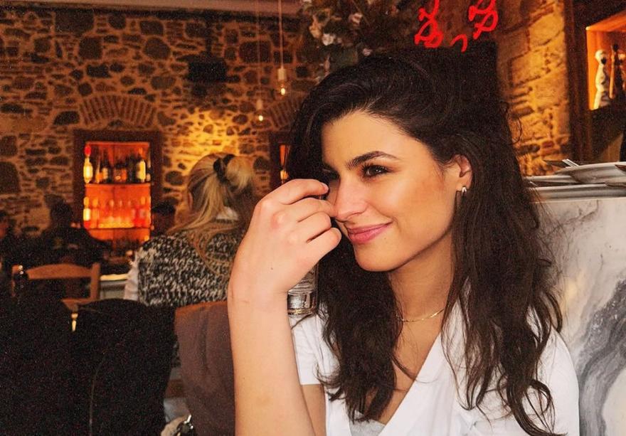 Δανάη Παππά: Ο εθισμός του πατέρα της, ο θάνατος της γιαγιάς της που τη βοήθησε να χωρίσει και τα αρνητικά σχόλια