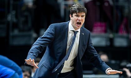 Προπονητής Άλμπα: «Ο Ολυμπιακός παίζει συνεχώς σε εντυπωσιακά υψηλό επίπεδο, είναι το φαβορί για να πάρει την Ευρωλίγκα»