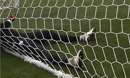 «Τι κάνεις ρε»: Η επική αντίδραση του Ζίβκοβιτς στο… πλονζόν του Παβλένκα!