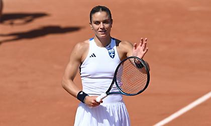 Πέταξε εκτός τη Σάκκαρη η Ζενγκ