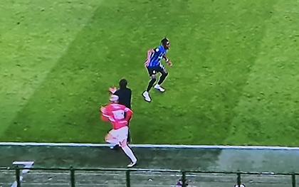 Ο Ερναντέζ είδε τον Ιντσάγκι μπροστά του κι έκανε… overlap!