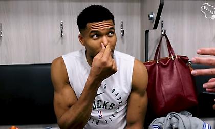 «Γλέντι» Αντετοκούνμπο στον προπονητή του: «Έπρεπε να πάει στην τουαλέτα, γι’ αυτό κλείναμε τις μύτες μας»