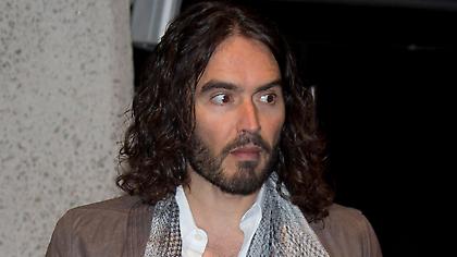 Ο ηθοποιός Ράσελ Μπραντ κατηγορείται για βιασμό και σεξουαλικές επιθέσεις