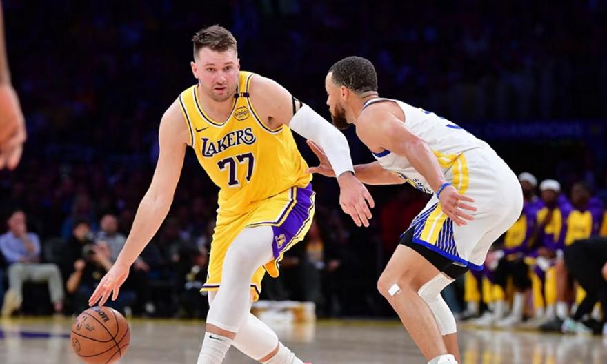 Τέλος στο απίθανο τρίποντο σερί του Ντόντσιτς-Ασφαλές το ρεκόρ του Κάρι