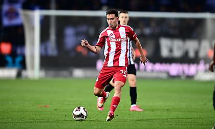 Έσε: «Τίποτα δεν έχει κριθεί ακόμα - Το αποψινό παιχνίδι θα μας κάνει να παρουσιαστούμε καλύτεροι»