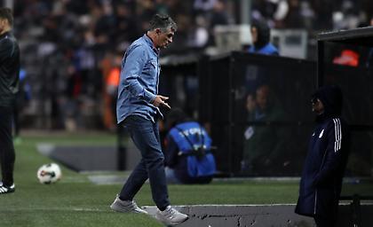 Έφυγε από τον πάγκο πριν τελειώσει το ημίχρονο ο Μεντιλίμπαρ!