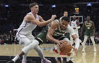 Το νέο triple-double του Γιάννη κόντρα στους Χιτ!