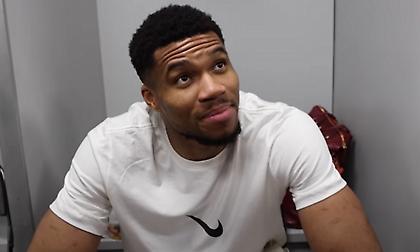 Αντετοκούνμπο: «Νόμιζα ότι ήμασταν εκτός playoffs-Δεν είμαστε τόσο καλοί, ούτε τόσο χάλια»