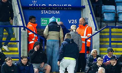Δεν άντεξαν να βλέπουν άλλο την ομάδα τους: Οπαδοί της Λέστερ αποχώρησαν από το γήπεδο στο 35'