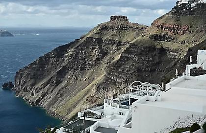 Νέα στοιχεία για τη σεισμική και ηφαιστειακή δραστηριότητα στη Σαντορίνη - Τα πρώτα ευρήματα του ΑΠΘ