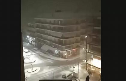 Παραμυθένιο σκηνικό από τα χιόνια στη Φλώρινα - Κλειστά τα σχολεία σήμερα