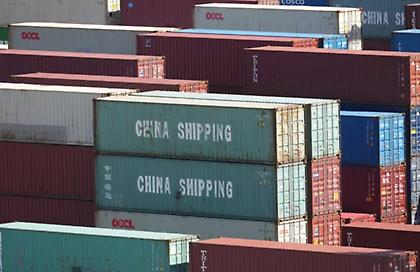 Περνά στην αντεπίθεση η Κίνα: Απαντά με δασμούς 84% στο 104% του Τραμπ