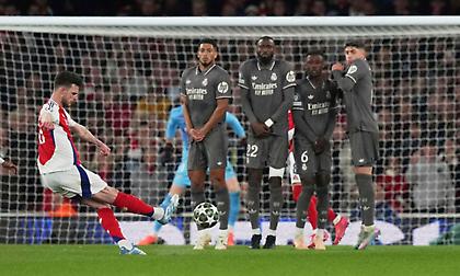 Θύμισε Ρομπέρτο Κάρλος: Οι απίστευτες εκτελέσεις φάουλ του Ράις και τα highlights από τον θρίαμβο της Άρσεναλ