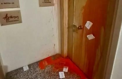 Θεσσαλονίκη: Ταυτοποιήθηκαν 3 άτομα για τις επιθέσεις στα γραφεία των βουλευτών Παπά, Ράπτη και Καράογλου