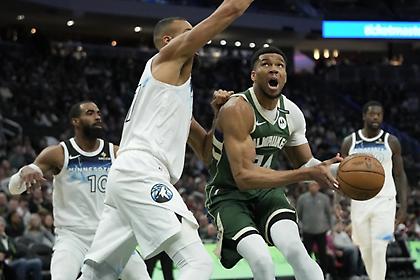 Σούπερ 4η περίοδος από τους Μπακς, νίκησαν τους Τίμπεργουλβς με νέο triple-double του Γιάννη!