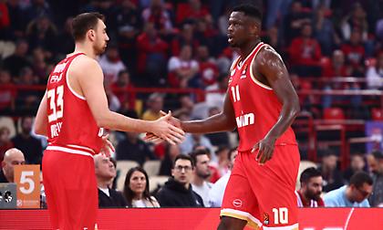 Χωρίς Φαλ, Μιλουτίνοφ και Έβανς κόντρα στη Μακάμπι ο Ολυμπιακός