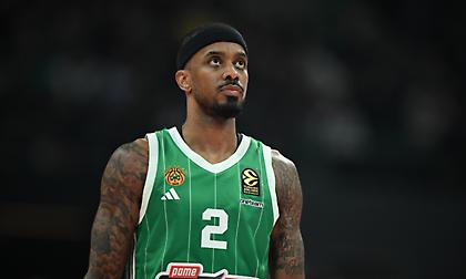 Μπράουν: «Θα μπορούσα να είχα συνεισφέρει λίγο περισσότερο στην ομάδα, έχουμε βαθύ ρόστερ με σπουδαίους παίκτες»