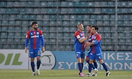 Υπάρχει ζωή στον Βόλο: Λύγισε τον Λεβαδειακό και ξετύλιξε το δώρο από τις Σέρρες!