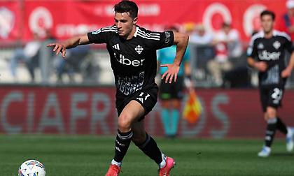 Η έξοδος της Κόμο του βασικού Δουβίκα στο Τορίνο