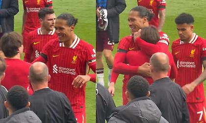 Ο Κιέζα παρέμεινε στον πάγκο, αλλά περίμενε πώς και πώς τον Φαν Ντάικ για μια αγκαλιά!