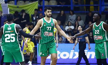 Παναθηναϊκός: Πρώτος παίκτης με διψήφιο νούμερο επιθετικών ριμπάουντ ο Γιούρτσεβεν