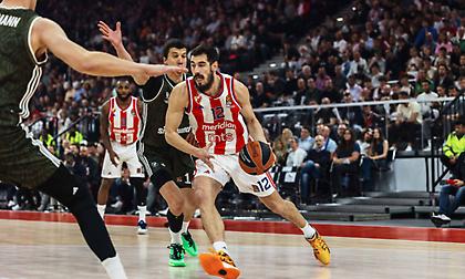 Μπάγερν-Ερυθρός Αστέρας