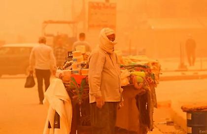 Αμμοθύελλα σαρώνει το Ιράκ: Πάνω από 1.800 άτομα με αναπνευστικά προβλήματα - Δείτε φωτογραφίες