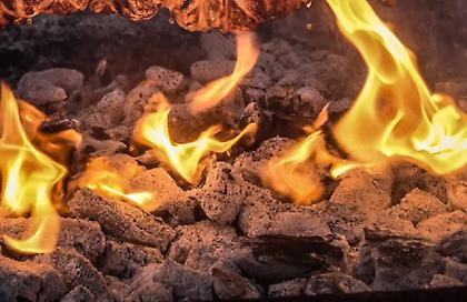 Έκλεψαν 3,5 τόνους κάρβουνα που ήταν εφόδια για το Πάσχα από μάντρα στους Θρακομακεδόνες