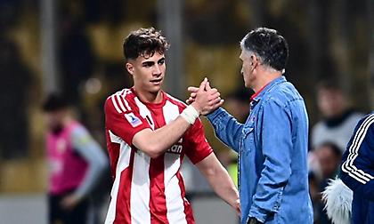 Τσανάκας: «Ασυγκίνητος ο Ολυμπιακός από τον χορό εκατομμυρίων και τα μεγαθήρια για Κωστούλα»