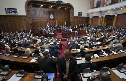 Σερβία: Εξελέγη νέα κυβέρνηση με 153 ψήφους