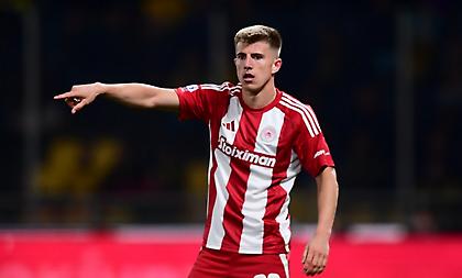 Κοστίνια: «Απίστευτη η στήριξη του κόσμου μετά την αποβολή με Παναθηναϊκό, μου έστελναν γράμματα στο προπονητικό κέντρο»