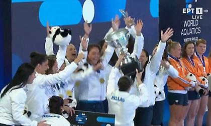 H απονομή και η ανάκρουση του Εθνικού μας ύμνου