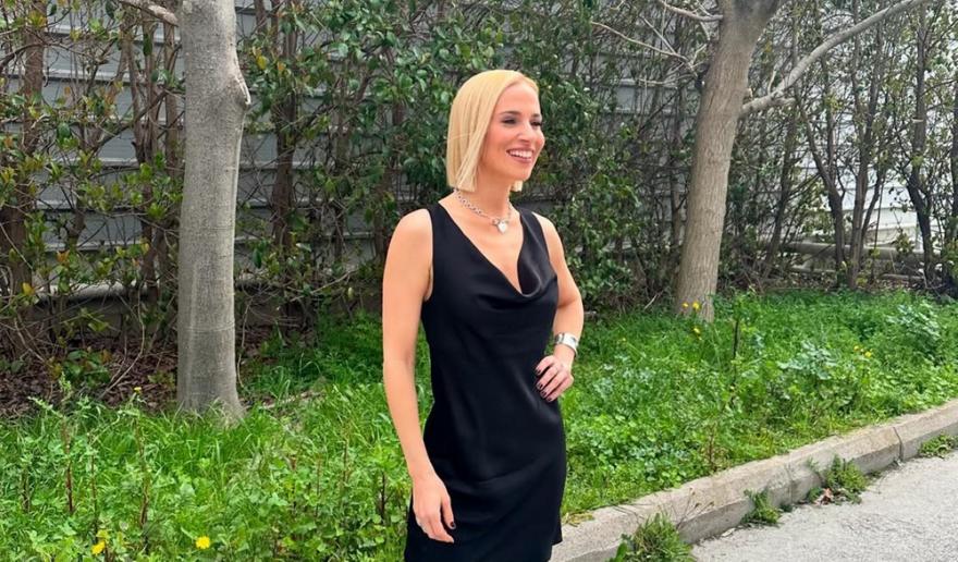 Νάντια Μπουλέ: Έμαθε τους Άγγλους συναδέλφους της να τσουγκρίζουν. Ναι, αλλά με τι αυγά;