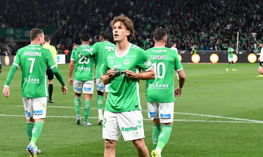 Πήρε το επεισοδιακό ντέρμπι με τη Λιόν και παραμένει ζωντανή στη μάχη της παραμονής η Σεντ Ετιέν