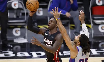 Ο σπουδαίος Ντέρικ Ρόουζ υποκλίθηκε στον Κέντρικ Ναν για το βραβείο MVP