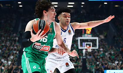 Μια ομάδα μόνοι τους: Πουαριέ και Μπράιαντ ήταν οι μόνοι που σκάραραν για την Εφές στο πρώτο δεκάλεπτο