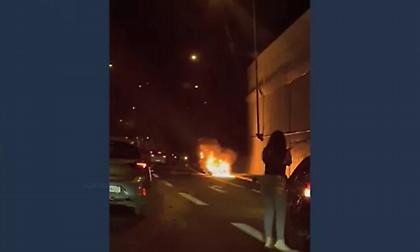 Αττική Οδός: Τροχαίο στο ύψος του κόμβου Ηρακλείου - Σε σοβαρή κατάσταση αναβάτης μοτοσικλέτας