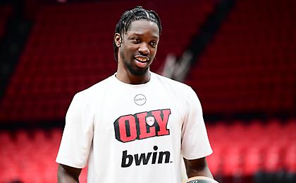 Τέλος ο Μένσα από τον Ολυμπιακό