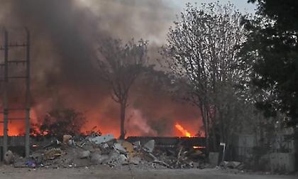 Φωτιά σε υπαίθριο χώρο στον Βοτανικό σε μικρή απόσταση από το εργοτάξιο του γηπέδου - Ήχησε το 112!