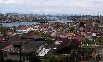 Καθησυχαστικός ο Παπαζάχος για τα 6,2 ρίχτερ στην Kωνσταντινούπολη