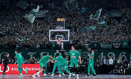 «Έχετε ξαναδεί κάτι σαν και αυτό;»: Παναθηναϊκός και Ευρωλίγκα αποθέωσαν την ατμόσφαιρα στο ΟΑΚΑ!