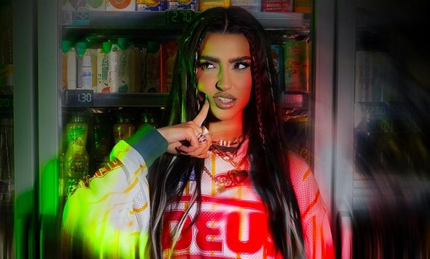 «Θανατηφόρα» κριτική του Μουκίδη στην Αναστασία για την ερμηνεία της στο τραγούδι του Αντώνη Βαρδή